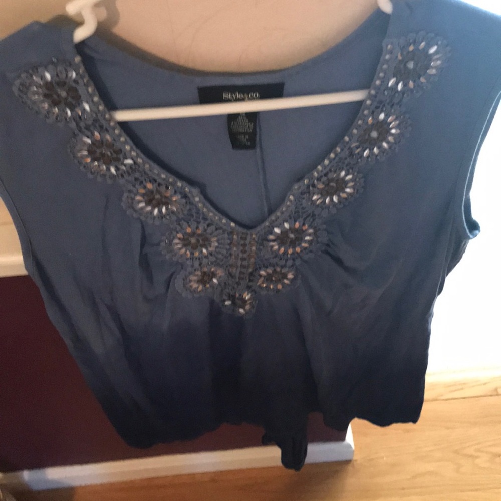 Shirt - Picture 4 of 4